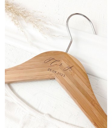 Gravure laser sur cuir ou bois - Gravure d'initiales