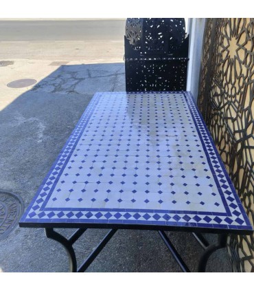 Andalusischer Garten- oder Patio-Mosaiktisch - Blau und Beige - Marokkanisches Kunsthandwerk - Modell