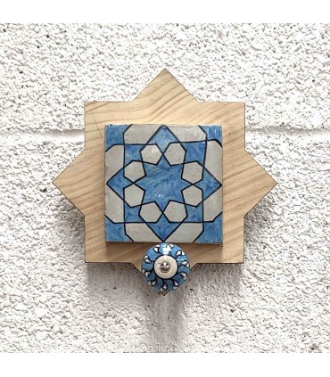 Porte-manteaux en bois et carrelage andalou - Modèle Nayma