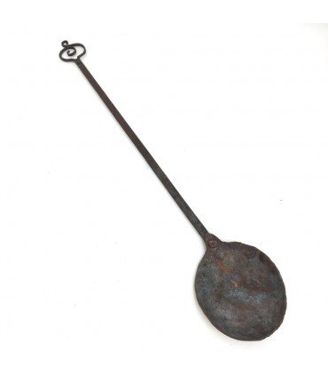 Cuillère en Fer Rustique Forgée à la Main Artisanat Marocain Style Andalou Modèle Maghrifa