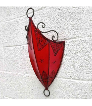 Applique Paravent en Cuir Rouge Décoré au Henné Artisanat Marocain Modèle Aldurue