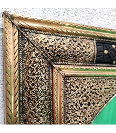 Specchio dorato marocchino 150x60 cm Modello Ainun in legno intagliato a mano e metallo goffrato