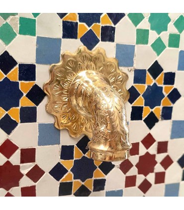 Fontana da terrazza o giardino Mosaico di piastrelle Zellige moresco andaluso - Modello Al Karawi