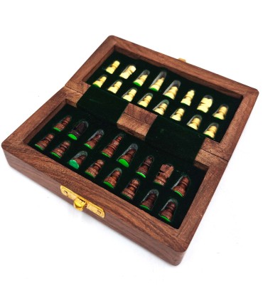 Mini Ajedrez Plegable con Funda Interior – Compacto y Portátil (13,5 cm x 13 cm)