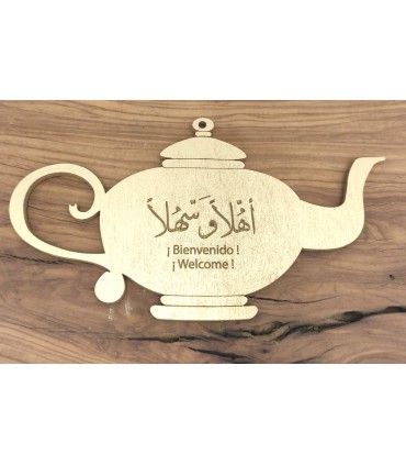 Decoración Árabe de Madera “Ahlan wa Sahlan” – Tetera de Bienvenida para Hogar o Restaurante