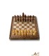 Ajedrez Deluxe de Madera Tallada con Tablero y Caja de Almacenaje (37x37 cm)