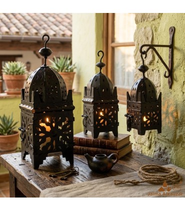 Quadratischen Laterne aus Eisen für Kerze - 3 Größen - Neuheit