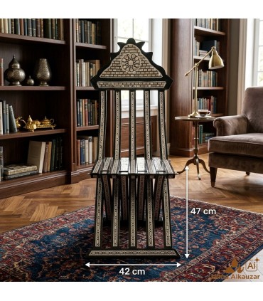 Silla de Taracea Egipcia Artesanal — Elegancia y Tradición en una Pieza Única