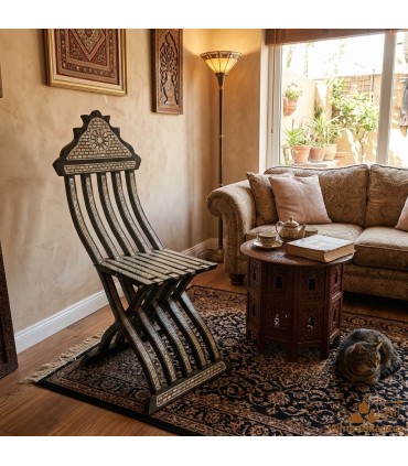 Silla de Taracea Egipcia Artesanal — Elegancia y Tradición en una Pieza Única
