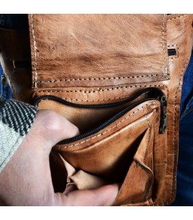 Fanny crafts - 100% leather - great quality - 5 compartments