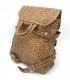 Mochila pequena de couro com relevo - modelo camelo - 6 bolsos