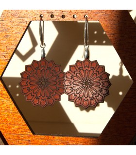 Engraved Leather Earrings - Silver Setting - Generalife Model